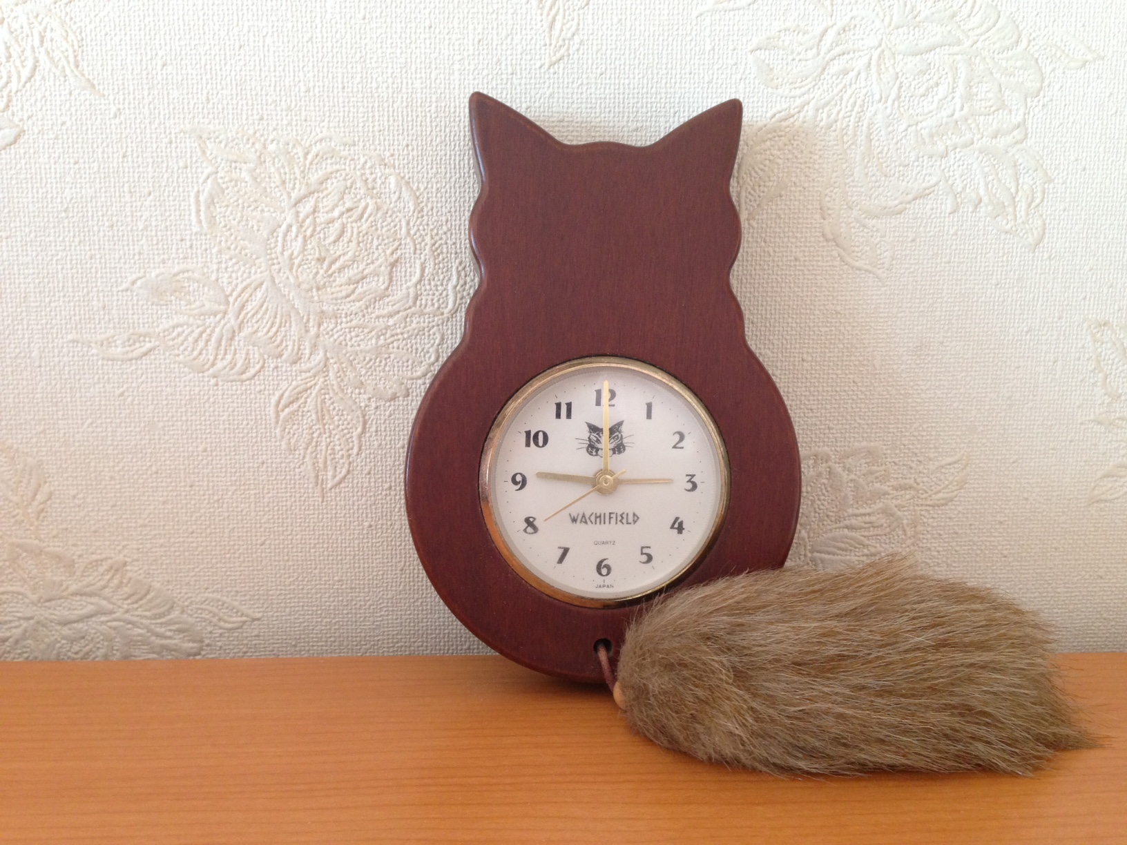 しっぽのある猫の時計